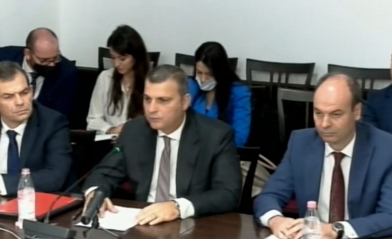 BUXHETI 2022/ Sejko paraqet konkluzionet e BSH: Politikat ekonomike duhet të orientohen drejt normalizimit…