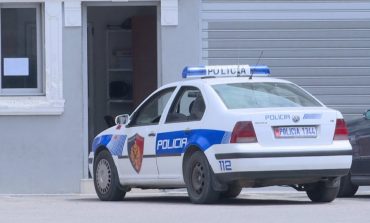 ZHDUKET PREJ 13 DITËSH BIZNESMENI/ Baba i dy fëmijëve në Tiranë, policia shoqëron mikun e tij