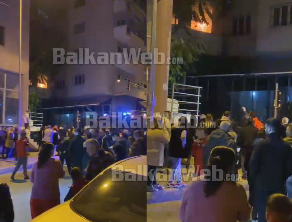 ZJARR NË NJË PALLAT NË FRESK/ Vazhdon evakuimi i banorëve të pallatit. Shihni si digjet apartamenti (VIDEO)