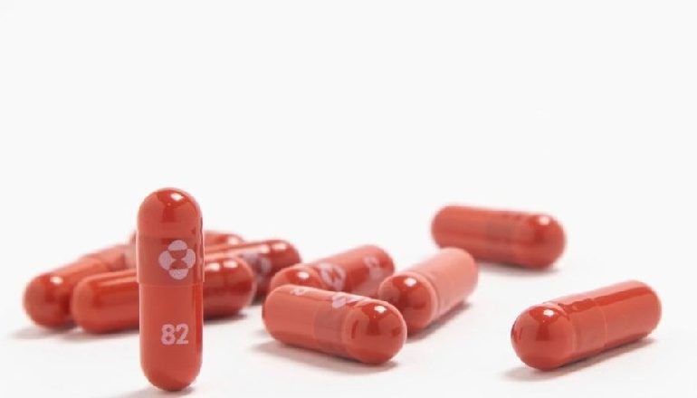 ILAÇI MERCK KUNDËR COVID/ Ekspertët thirrje Administratës së Barnave në SHBA: Autorizo përdorimin