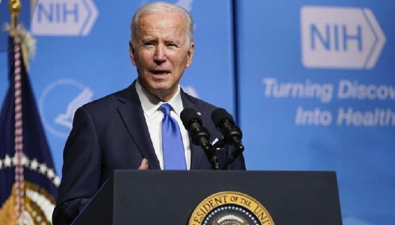 VARIANTI “OMICRON”/ Biden shpalos planin e ri për t’u përballur me pandeminë: Do ta luftojmë këtë…