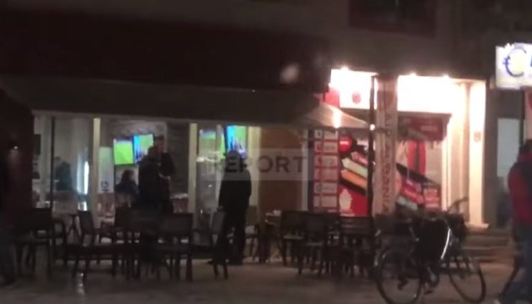 OPERACION KUNDËR LOJËRAVE TË FATIT NË VLORË/ Arrestohen 3 persona nga policia. Bllokohen disa pika llotosh