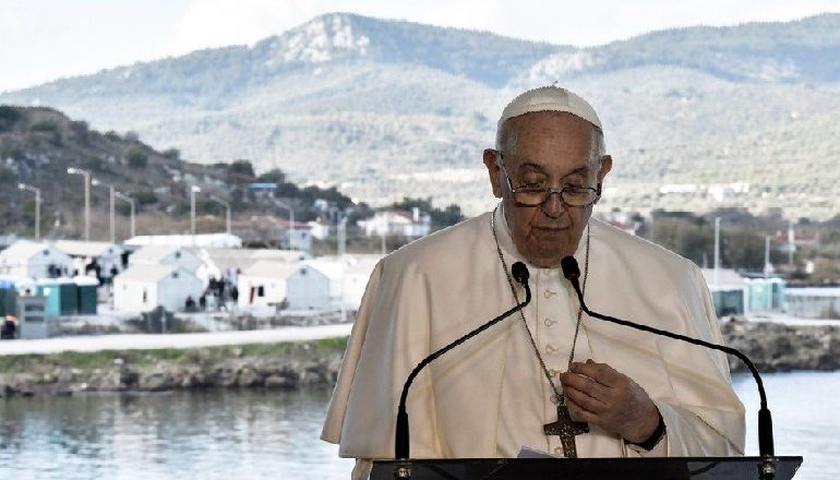 KRITIKA EUROPËS/ Papa Françesku: Po neglizhoni emigrantët, po i përdorni për propagandë politike