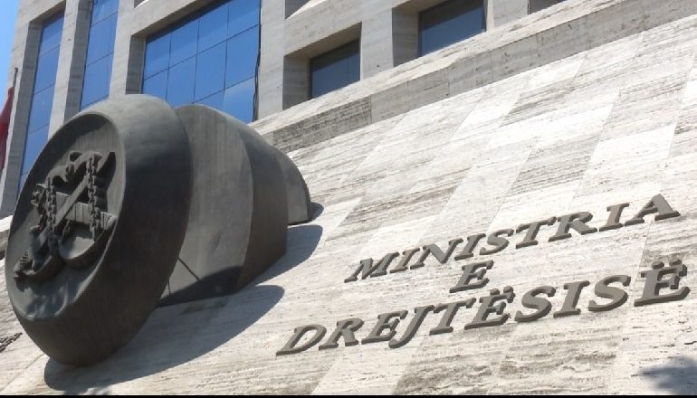 DITA NDËRKOMBËTARE ANTI-KORRUPSION/ Ulsi Manja: Të bëhemi bashkë dhe mos lejojmë askënd të abuzojë