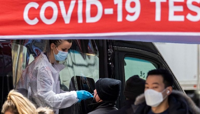 COVID-19 NË SHBA/ Vdekjet që nga fillimi i pandemisë po i afrohet të 800,000 personave