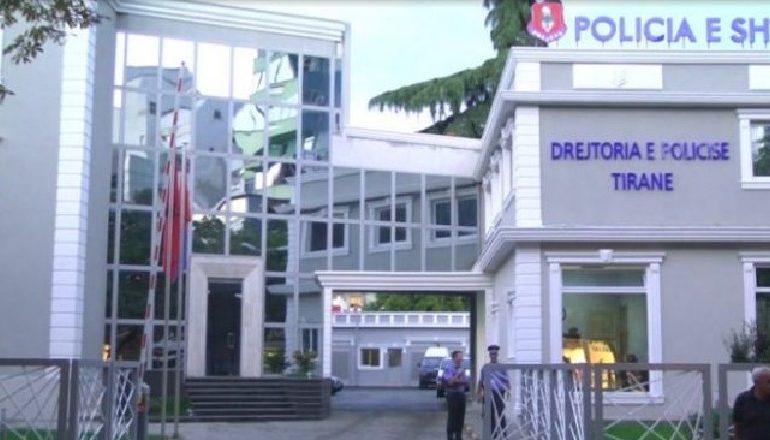 E RËNDË NË TIRANË/ Ishte duke filmuar, dy burra dhunojnë gazetaren