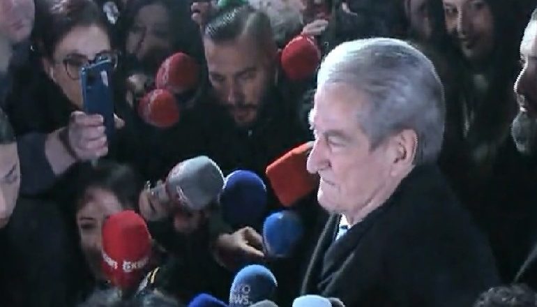 KRAHASON BASHËN ME RAMIZ ALINË/ Berisha: Pati të njëjtin fat si ai, historia përsëritet