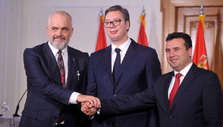 SOT DITA E DYTË E SAMITIT TË “OPEN BALKAN”/ 5 marrëveshjet që pritet të nënshkruhen mes tre shteteve