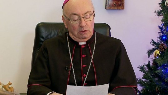 MESAZH PËR KRISHLINDJET/ Imzot Frendo: Falni dashuri dhe kujdesuni për njerëzit në nevojë, ta bëjnë edhe politikanët