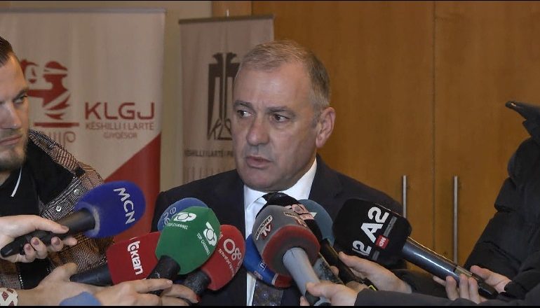 SKANDALI ME PAGAT/ Arben Kraja: Edhe SPAK do të hetojë, nëse do ketë të përfshirë subjekte apo…