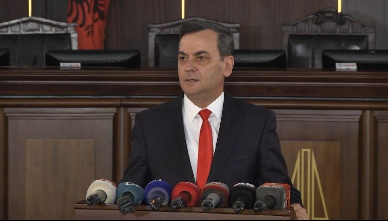 “35 MIJË ÇËSHTJE PA SHQYRTUAR”/ Zv/Kryetari i Gjykatës së Lartë: Sfidë ulja e çështjeve të prapambetura, rrezik krijimi i një stoku të ri