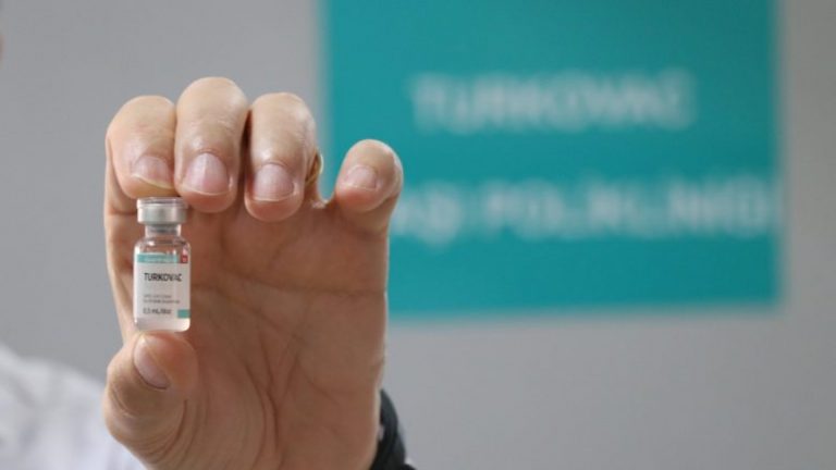 KORONAVIRUSI/ Vaksina turke ‘Turkovac’ merr miratimin për përdorim urgjent