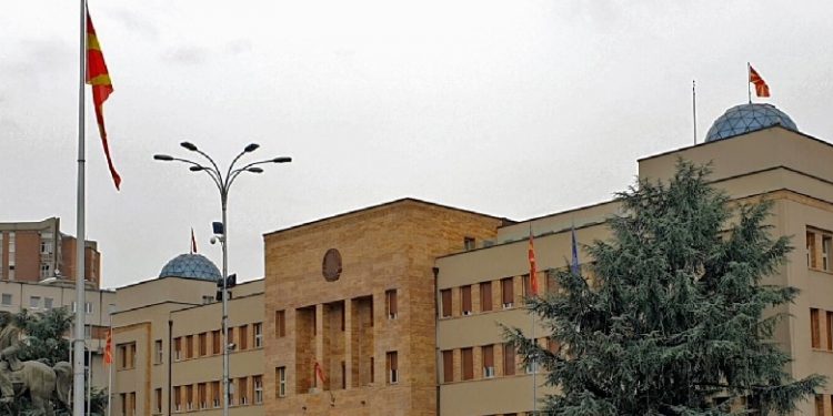 MAQEDONI E VERIUT/ LSDM zgjedh kryetarin e ri, VMRO-DPMNE rizgjedh drejtuesin e saj
