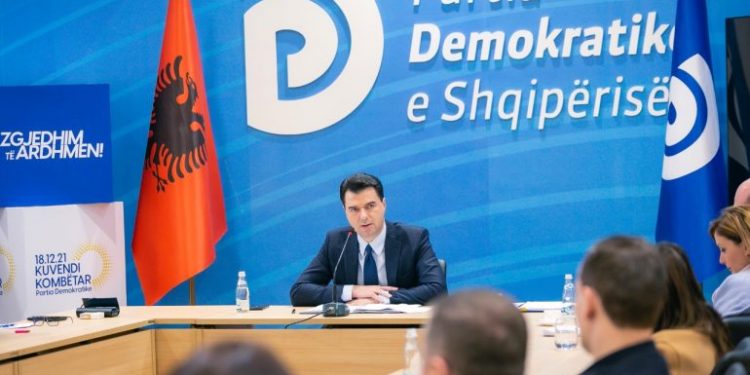KËSHILLI KOMBËTAR/ Zbardhet POROSIA e Bashës: Nga nesër, të gjithë duke filluar nga unë do jemi në terren