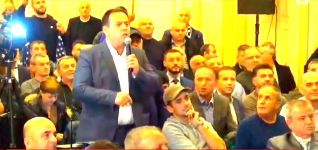 “INCIDENTI” NË FOLTORE/ Lezhjani në SHBA ‘gozhdon’ Berishën: Humbja e PD nisi që nga viti 2011…