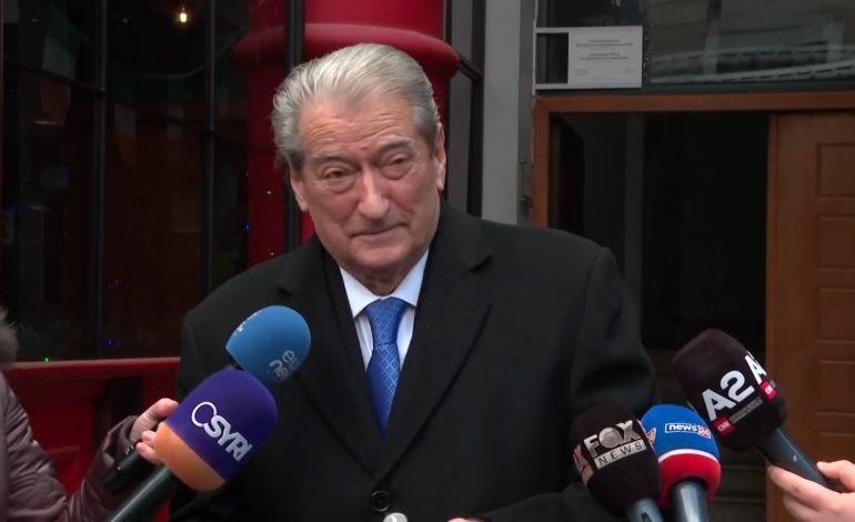 SOT NË REFERENDUM/ Berisha përcakton datën dhe orën e protestës së ardhshme: Do të mblidhen…
