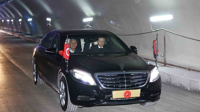 KUSH TENTOI TA ELEMINONTE? Mediat turke japin detaje për atentatin ndaj Erdoganit, si u shmang sulmi me bombë