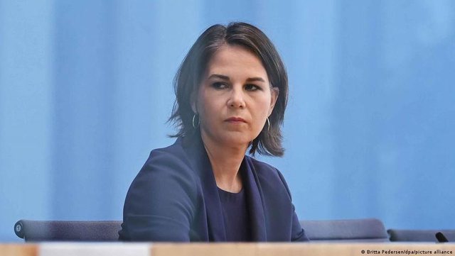 KUSH ËSHTË MINISTRJA E RE E JASHTME E GJERMANISË/ DW: Ja pse politika e saj mund të kthehet në “mollë sherri”