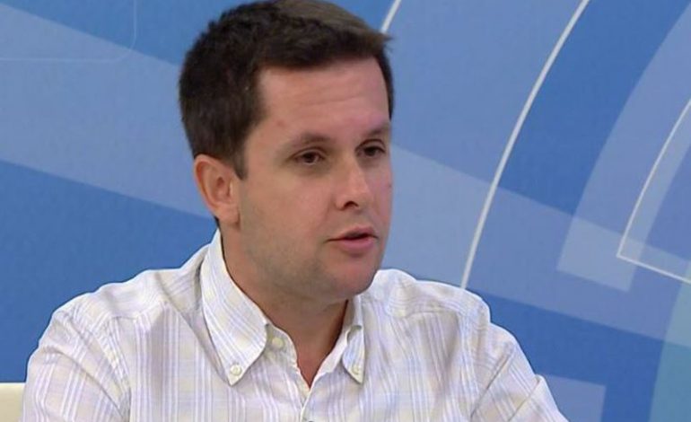 PUBLIKON STUDIMIN ÇEK/ Ilir Alimehmeti: Imuniteti natyror është superior ndaj vaksinave për sa i përket…
