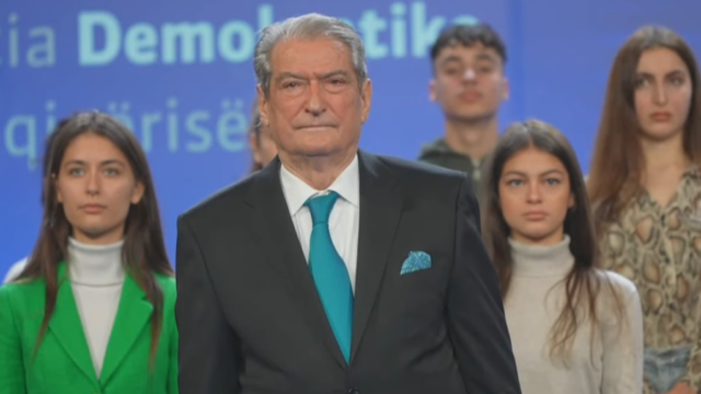 “O SALI O HERO, AMERIKA TY TË DO”/ Berisha takim në skype me mbështetësit në SHBA: Ai është një vend i madh që unë e dua shumë