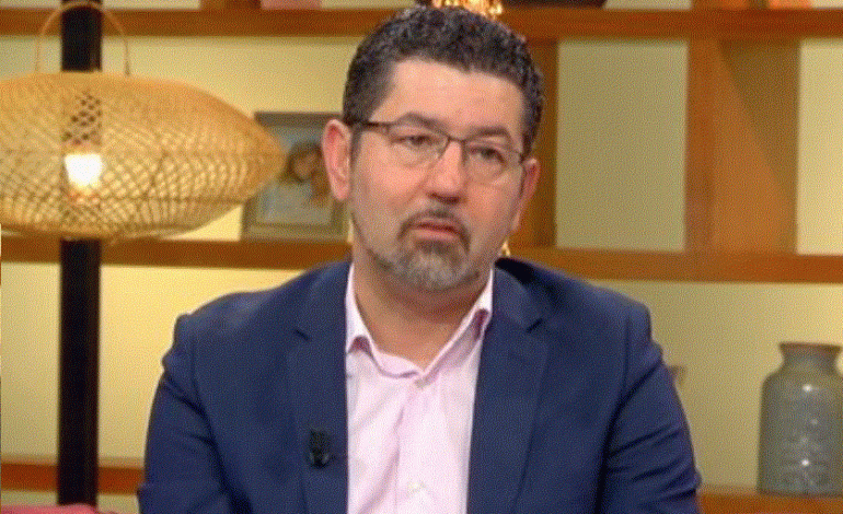 “DOZA E TRETË MBRON ME 70% NDAJ OMICRON”/ Epidemiologu: Vaksinimi, forma më e mirë e uljes së rasteve