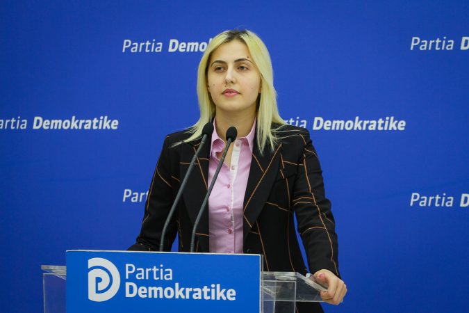 VOKSHI DHE KOKALARI NË PD/ Zhupa: Bashkë me Berishën merren me hallet e tyre për të tërhequr vëmendjen nga…