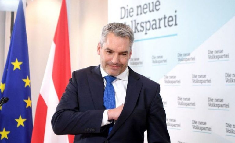 PAS KRIZËS POLITIKE NË AUSTRI/ Karl Nehammer pritet të jetë kancelari i ri