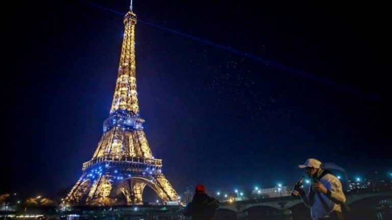 COVID-19/ Masat e reja për variantin Omicron, Parisi anulon festimet e Vitit të Ri në Champs Elysee