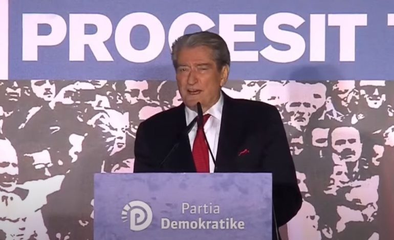 PROTESTA/ Berisha: Kundër Open Ballkan, projekt i Vuçiç dhe Ramës që kanë rrethuar Kosovën e duan ta asgjësojnë