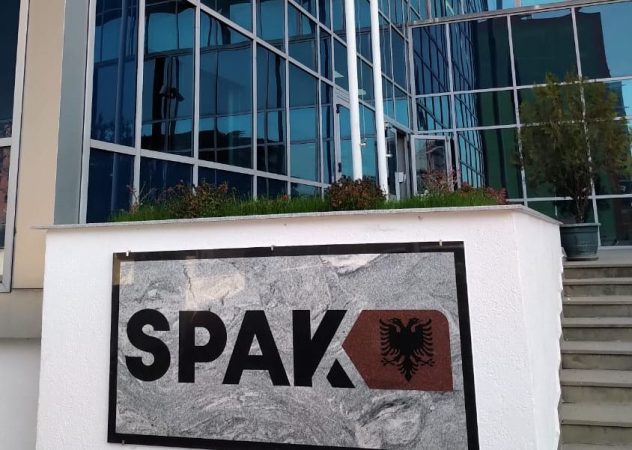 “OPERACIONI SHPIRTI”/ SPAK përfundon hetimet për 31 të pandehur. Nën akuzë për trafik droge edhe dy ish shoqëruesit e Saimir Tahirit