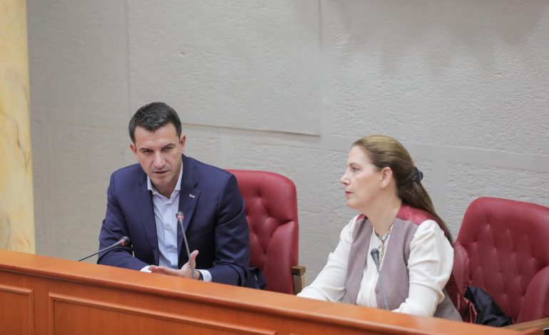 TIRANA ME PLAN VEPRIMI PËR NDOTJEN AKUSTIKE/ Veliaj: Jo më lavazhe, servise makinash, disko e gomisteri poshtë…