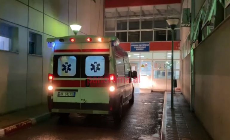 E RËNDË NË VLORË/ Gjendet e pajetë një 60-vjeçare brenda banesës së saj