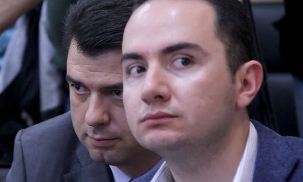 “PARTI QË KËRKON ELEKTORAT ANTIAMERIKAN”/ Salianji: Deputetë të PD janë në një takim ku sulmohen përfaqësuesit e SHBA
