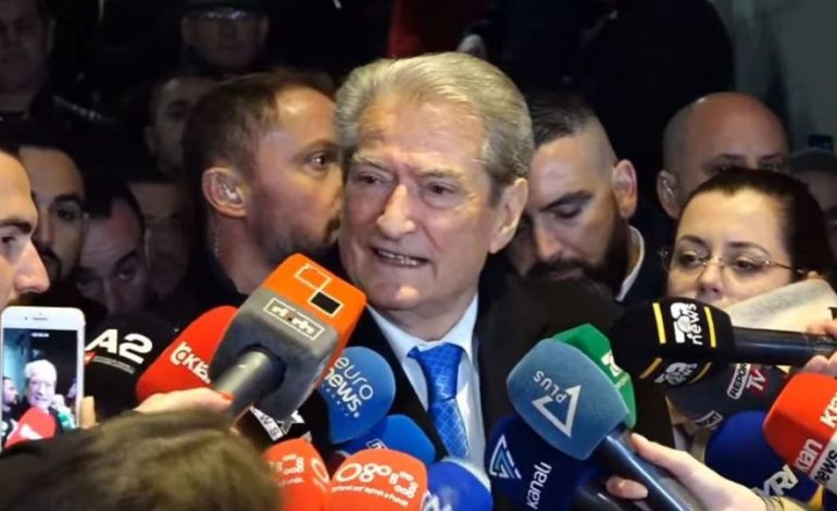 PAS PËRFUNDIMIT TË PROÇESIT TË VOTIMIT/ Berisha: Sot u zhvillua ndeshja më madhështore, ishte triumf magjik