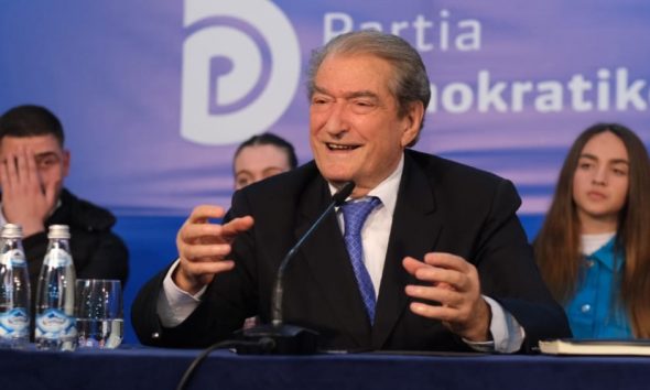 11 DHJETORI/ Sali Berisha konfirmon vendin ku do të mbahet Kuvendi të shtunën