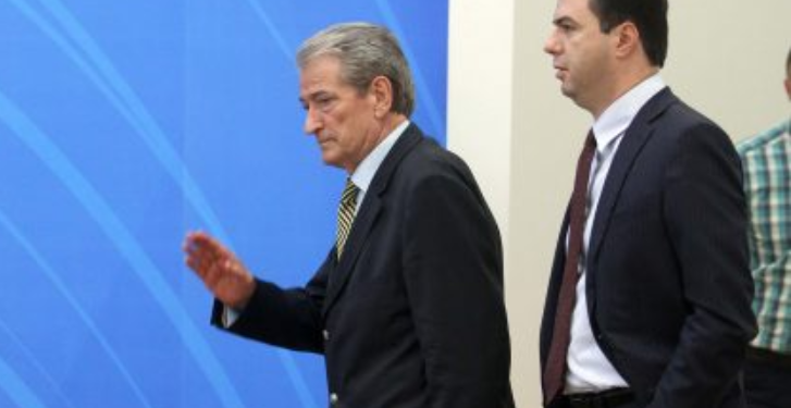 SITUATA NË PD/ Kraja zbulon planin “B” të Berishës kundër 18 dhjetorit të Bashës