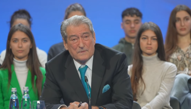 “FOLTORJA”/ Berisha braktiset nga çdo shoqatë shqiptare në SHBA