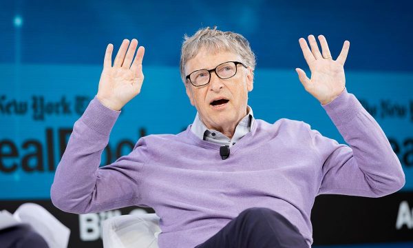 NUK ËSHTË PANDEMIA/ Bill Gates parashikon dy kërcënime të mëdha për njerëzimin