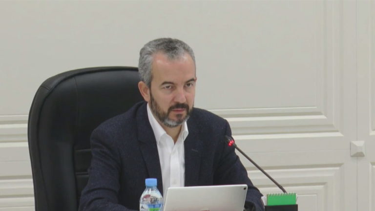 HEQJA E MANDATIT PËR “NON GRATA”/ Celibashi: Duhet ndryshuar ligji