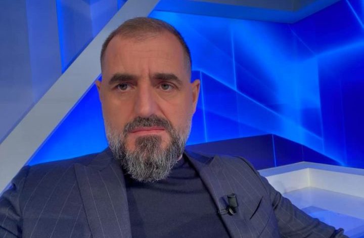 ZBULON ARSYEN E DËSHTIMIT TË TUBIMIT TË BERISHËS/ Çlirim Peka: Shqiptarëve s’ua ndjen fare për çështjen kombëtare, shyqyr…