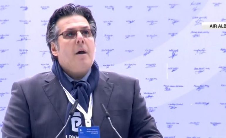 KUVENDI I BERISHËS/ Paloka flet i pari: Ne jemi demokratët që i qendrojmë RREBESHIT, ata hapin shampanja