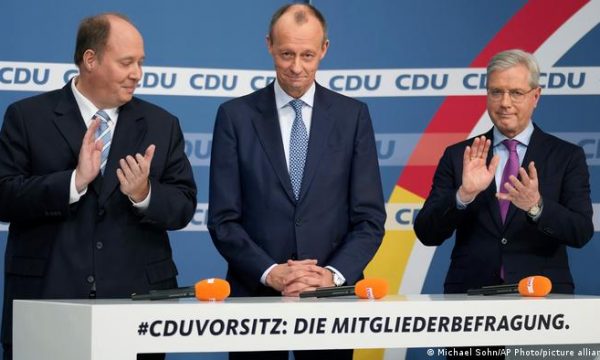 GJERMANI/ Zgjidhet pasuesi i Laschet, kush është avokati që merr drejtimin e CDU-së