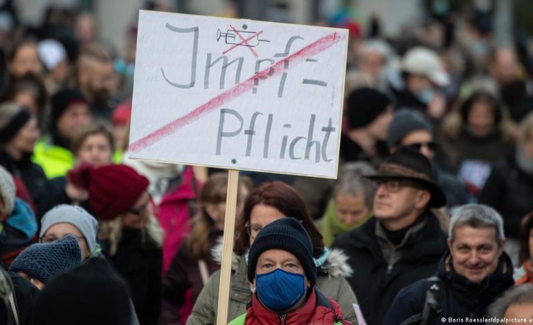 VAKSINA ME DETYRIM NË GJERMANI? Paralajmërohet rreziku i radikalizimit të protestave. Çfarë pritet nga kancelari i ardhshëm