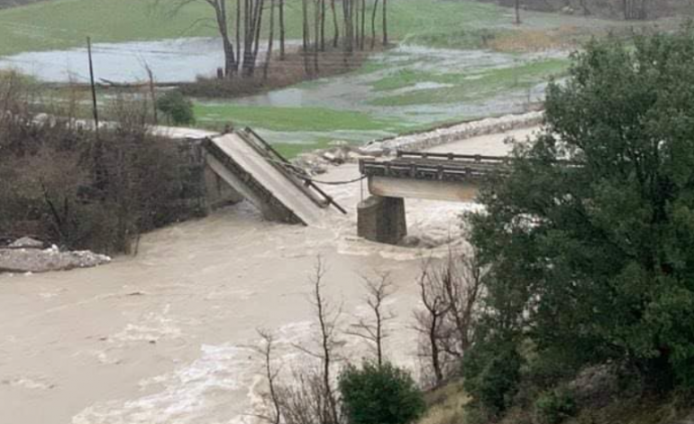 GREQIA NËN “KTHETRAT” E STUHISË/ Përmbytje, rrëshqitje dheu, dëborë dhe ndërprerje energjie (FOTO)