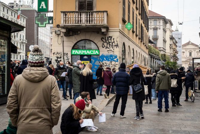 KORONAVIRUSI NË ITALI/ Regjistrohen 50, 599 raste të reja dhe 141 viktima në 24 orët e fundit