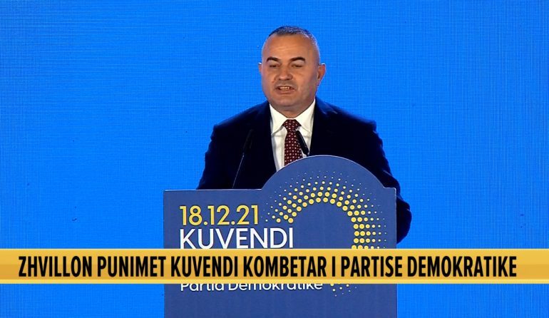 KUVENDI I PD/ Kapllanaj pa doreza: Berisha është komunist e mashtrues, ndonjëri nga ne i beson gënjeshtrat e tij
