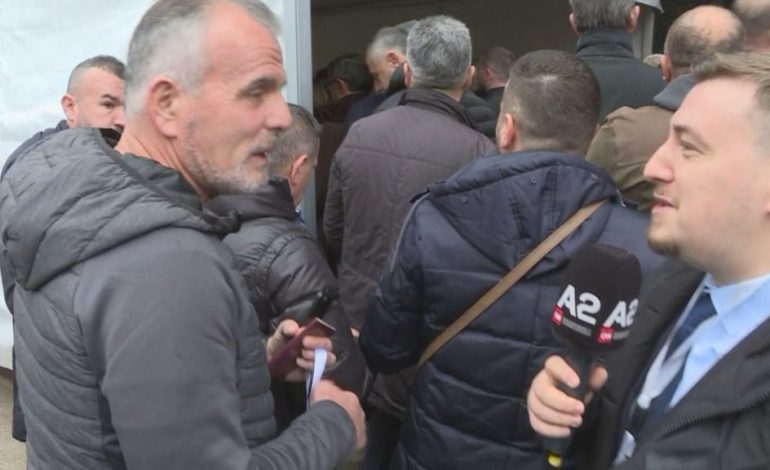 KUVENDI/ Edhe Agustin Kola në “Air Albania”: Jam për Berishën, kë të mbështes, ata komunistët?