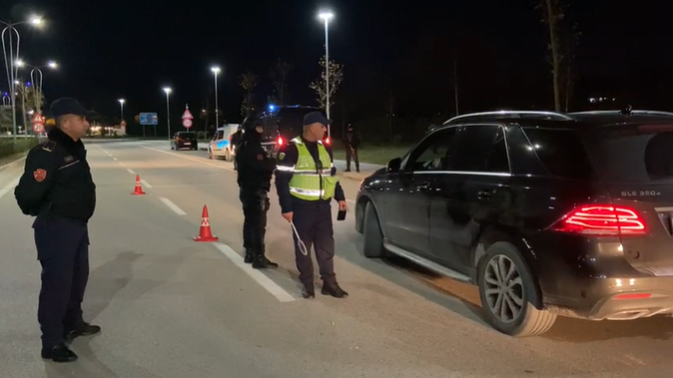 BLIDOHET VLORA/ Pas atentatit FNSH kontroll ndaj çdo automjeti që hyn dhe del nga qyteti