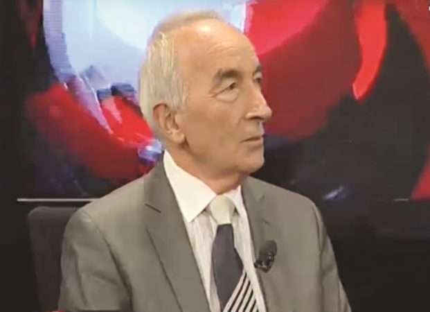 E TRISHTË/ Ndahet nga jeta gazetari i njohur sportiv, ikonë e televizionit