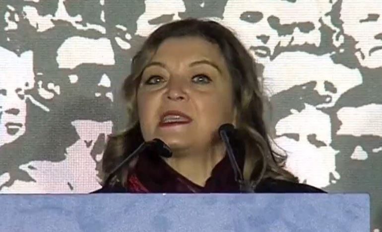 PROTESTA E BERISHËS/ Edith Harxhi: Po ti o Bashë ku je, gjoja nipi i Pejës?